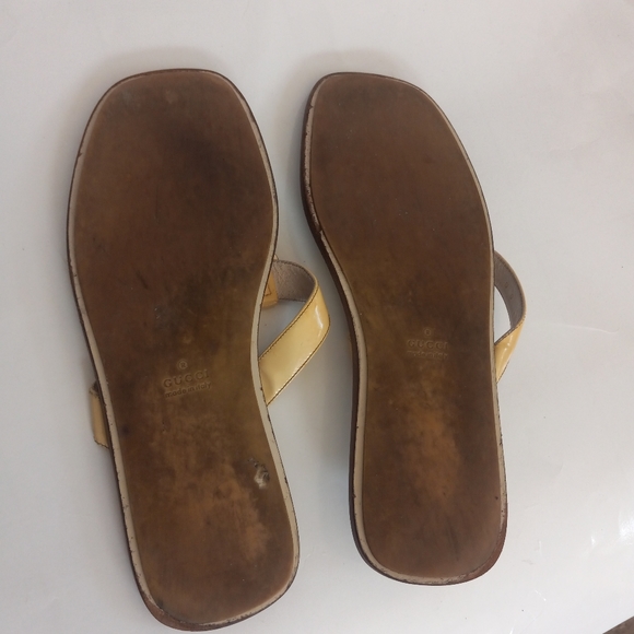 GUCCI VITTELO VERNICE interlocking patent sandals size 8B - Picture 9 of 16